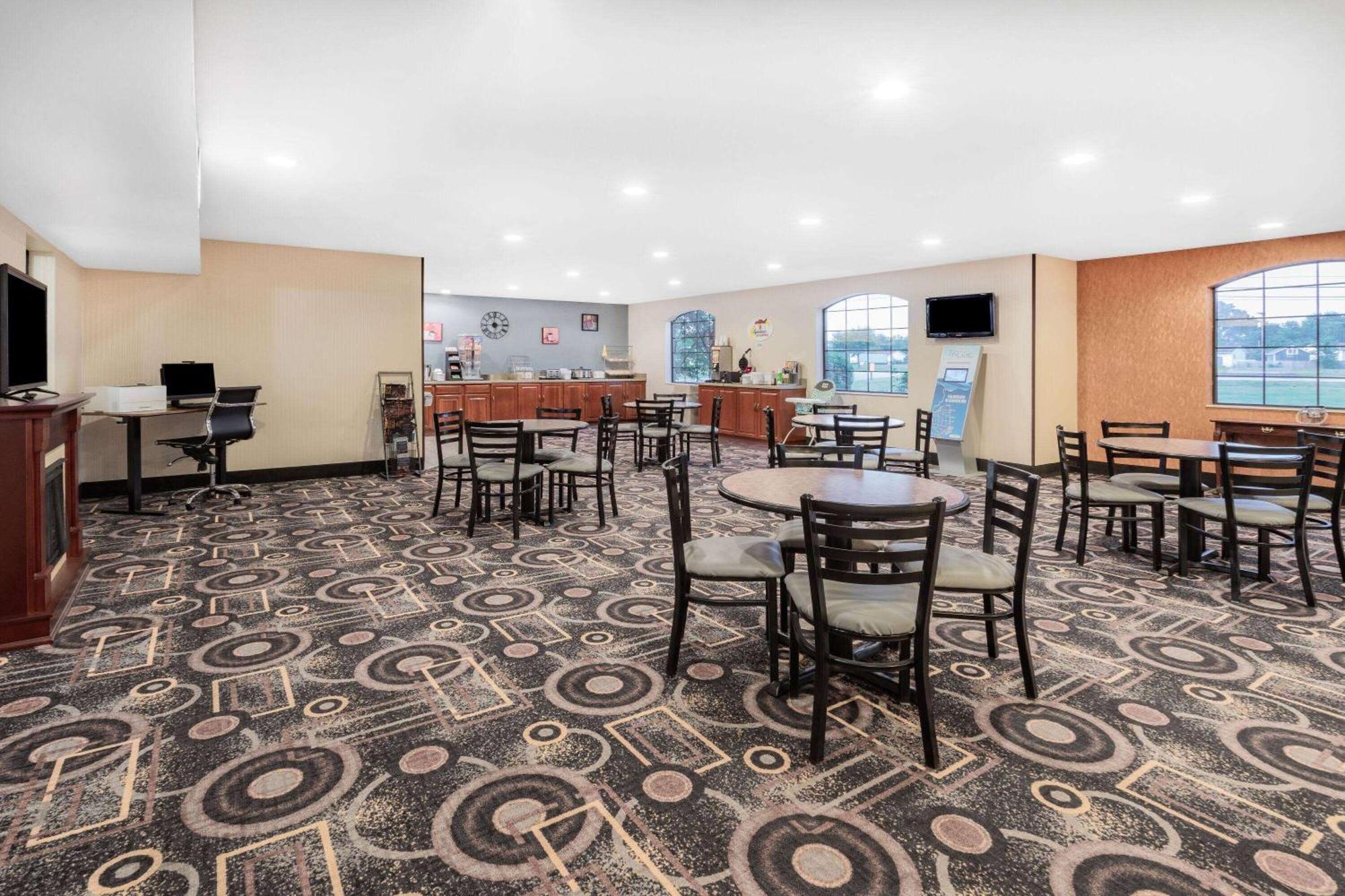 Super 8 By Wyndham Marysville/Port Huron Area Экстерьер фото